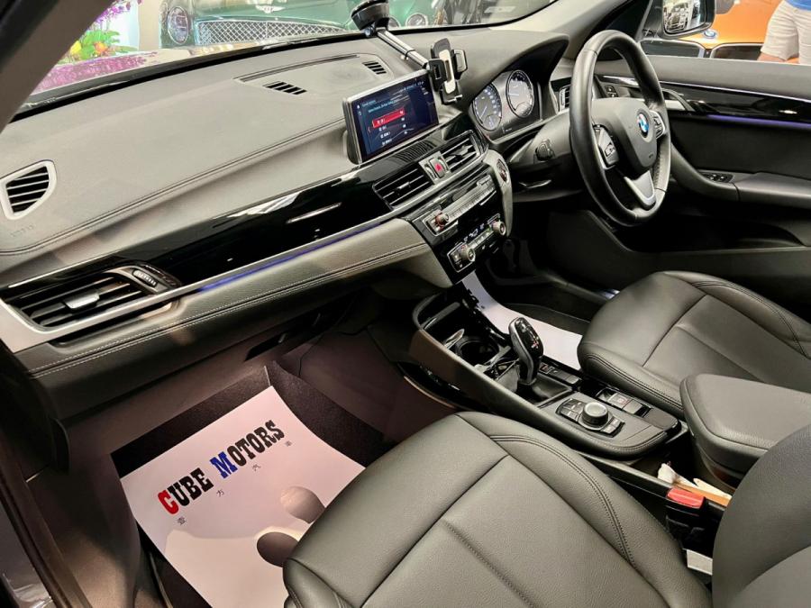 X1 sDrive18iA xLine - Image 4